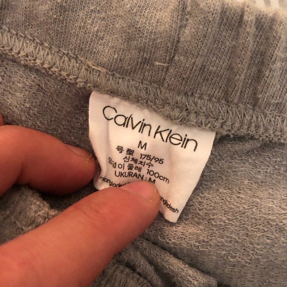 Calvin Klein shorts - Picture 2 of 2